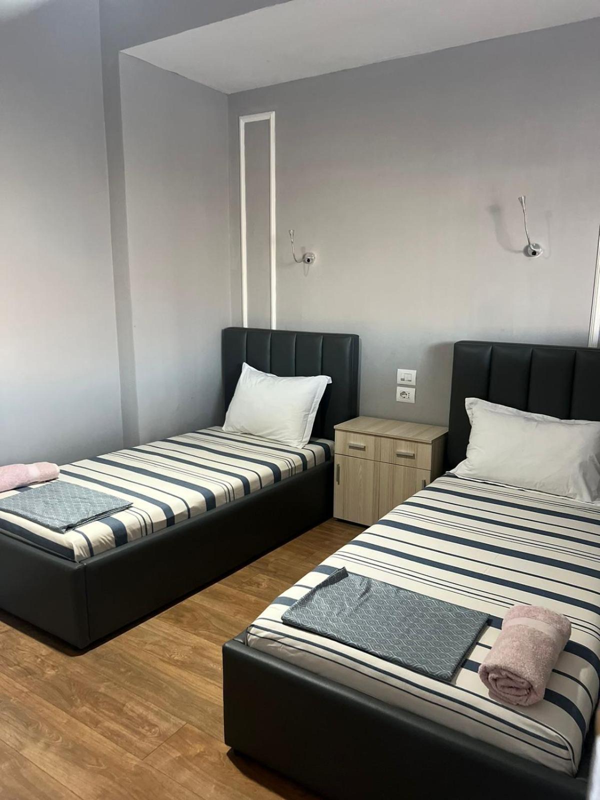 City Centre Rooms 4R Shkodër Extérieur photo